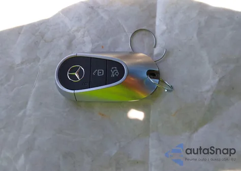 2025 Mercedes-Benz Glc 300 4Matic Suv z USA, uszkodzony, nr VIN W1NKM4HB9SF386842